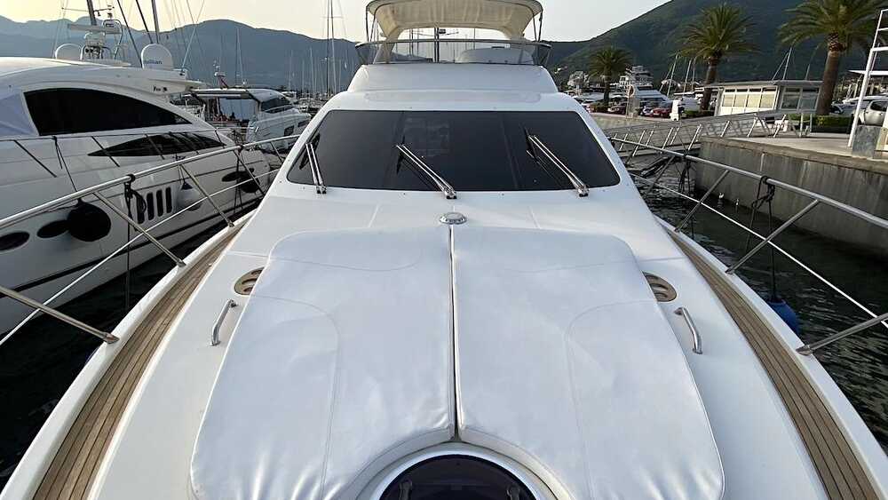 Bow deck