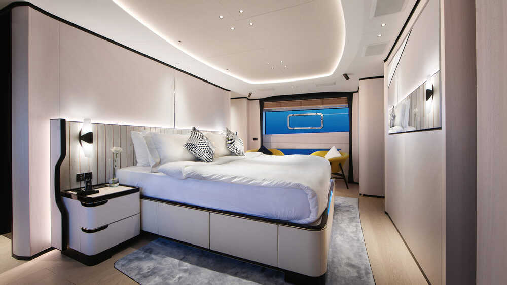 Owner's cabin on the main deck