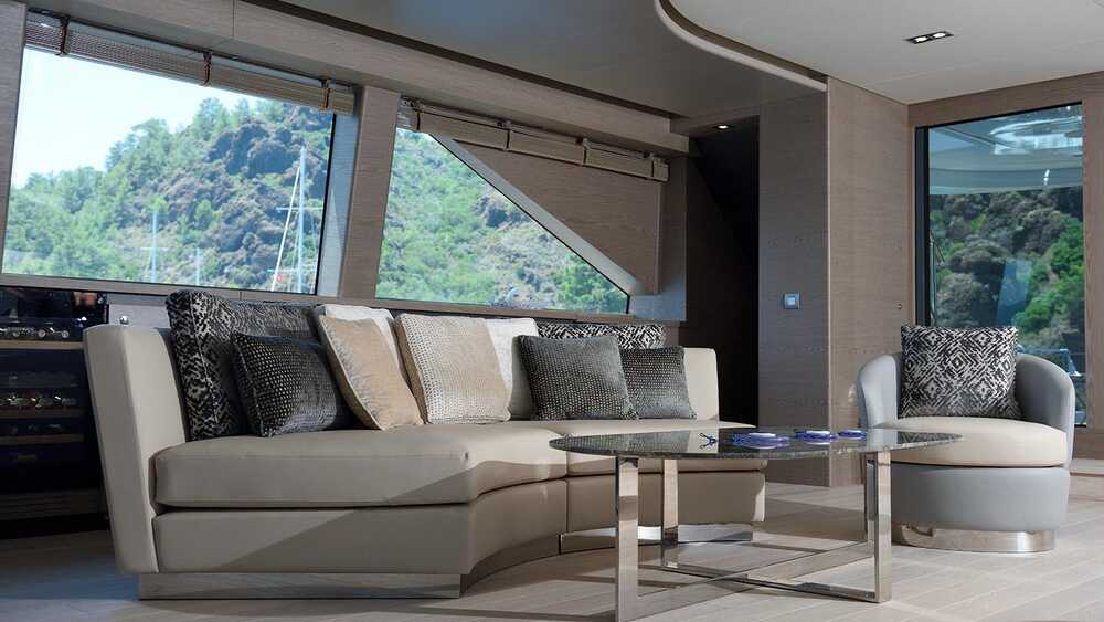 Sofa in salon