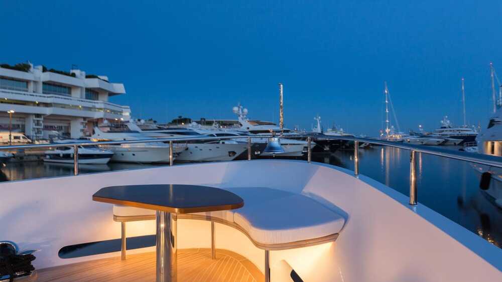 Flybridge
