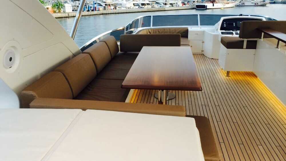 Flybridge