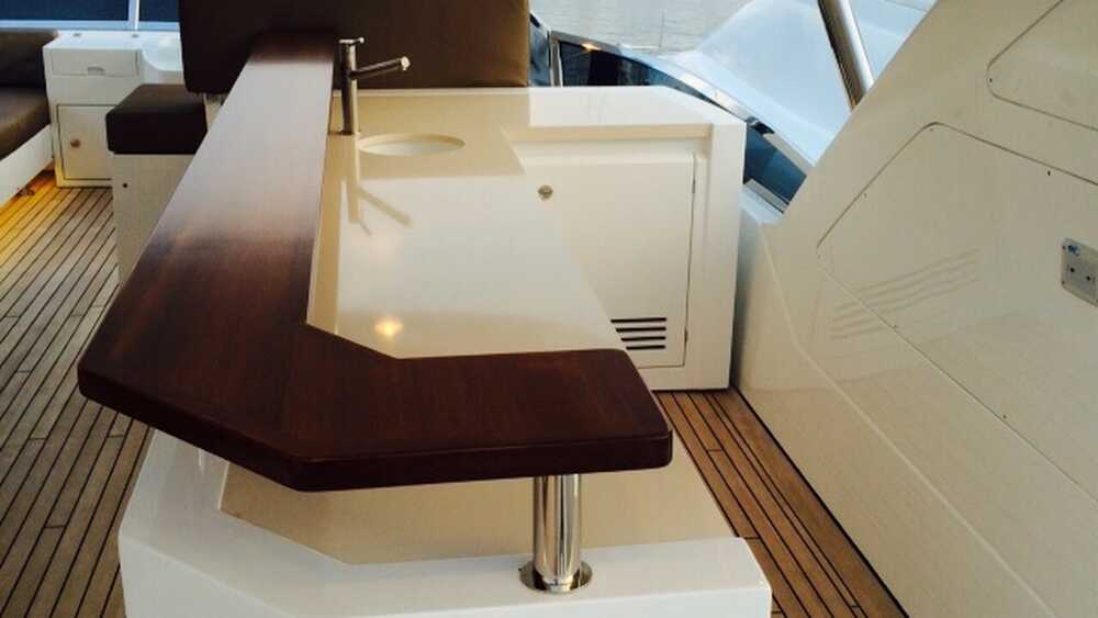 Wet-bar with  fridge on flybridge