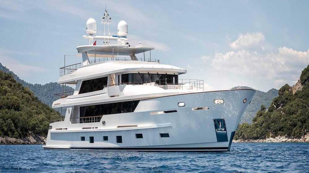 Exterior Yildiz 43m M/Y Sunrise 2020