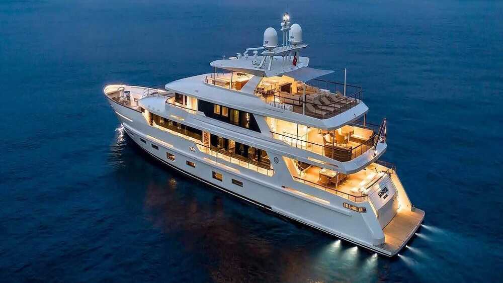 Exterior Yildiz 43m M/Y Sunrise 2020