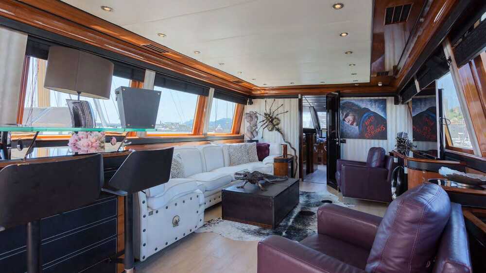 Saloon main deck