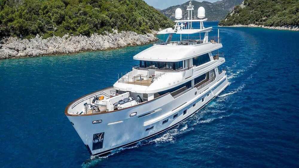 Exterior Yildiz 43m M/Y Sunrise 2020