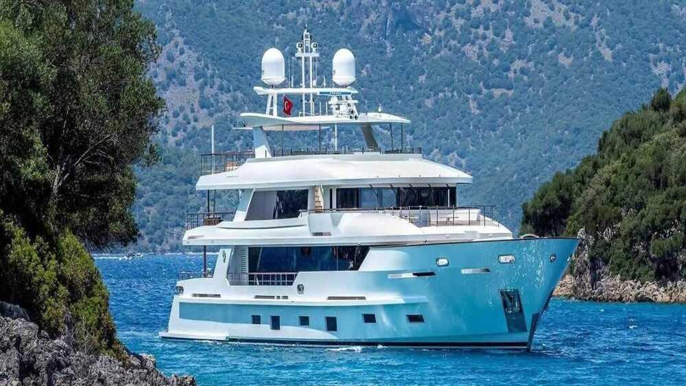 Exterior Yildiz 43m M/Y Sunrise 2020