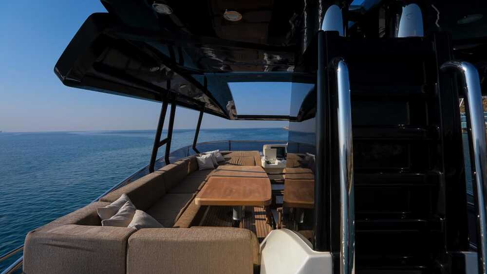 Flybridge