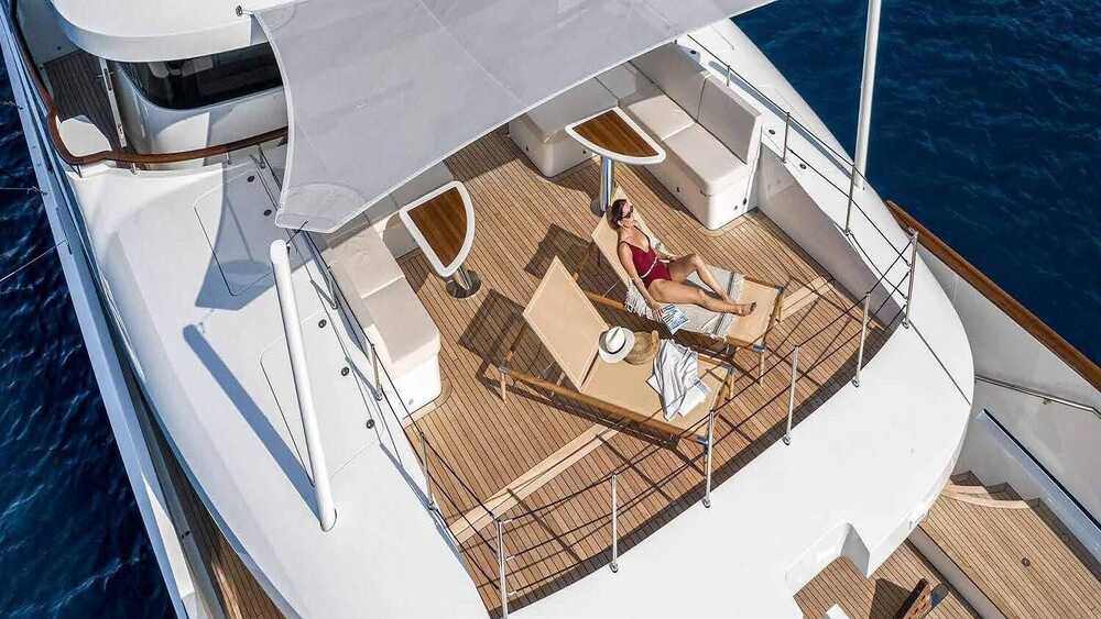 Lounge area in cockpit area on upper deck
