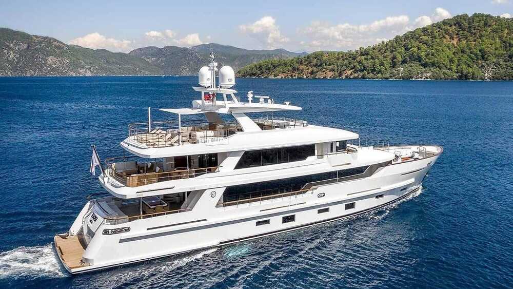 Exterior Yildiz 43m M/Y Sunrise 2020
