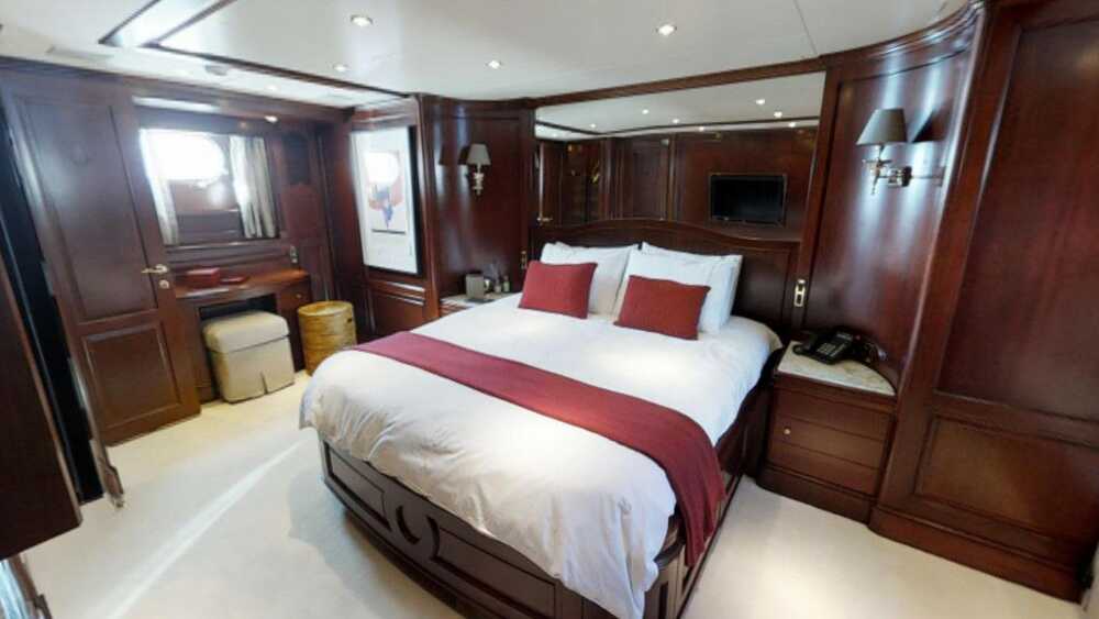 VIP cabin