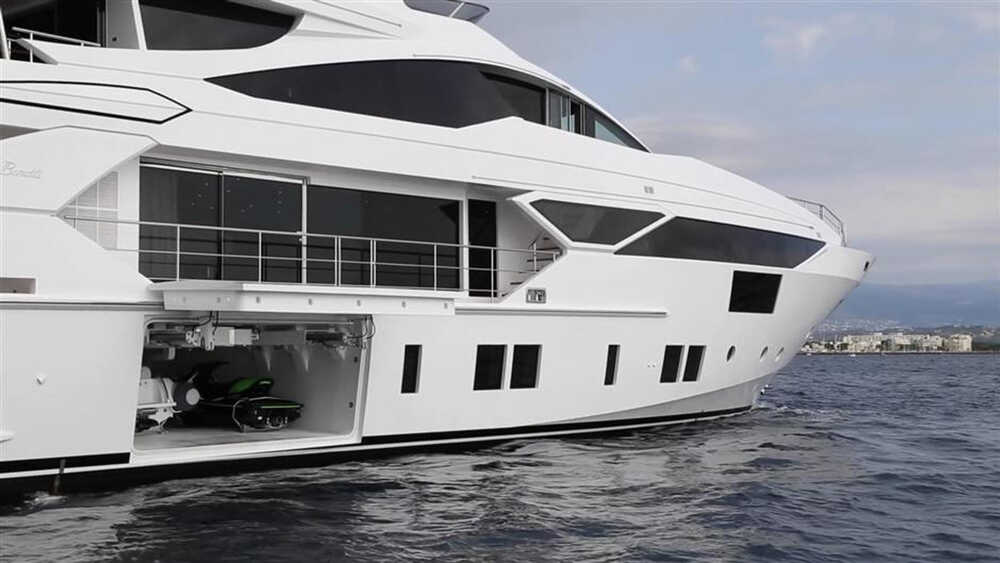 Exterior Fast 125