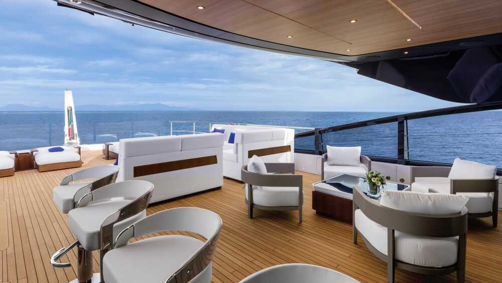 Sun deck