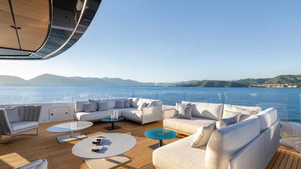 Lounge area on sundeck