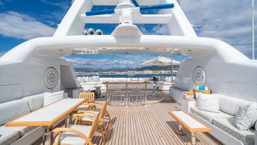 Sundeck