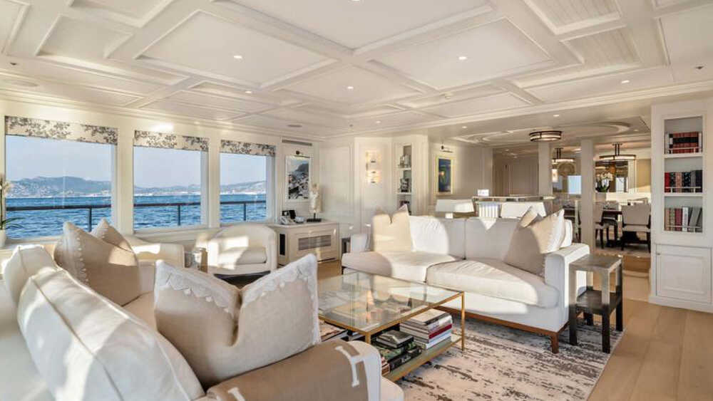 Main salon