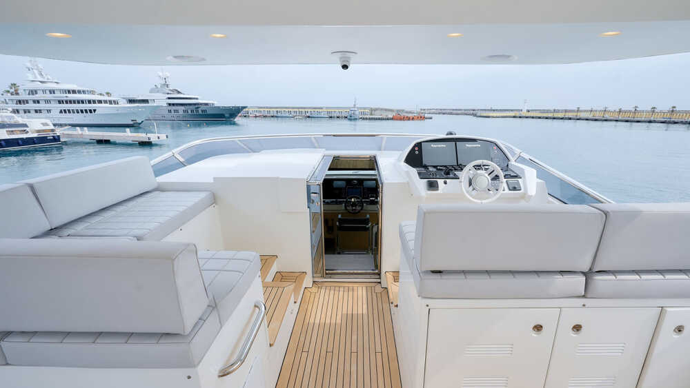 Sun deck