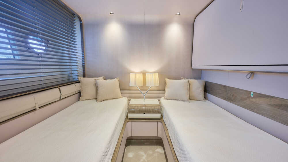 Guest cabin