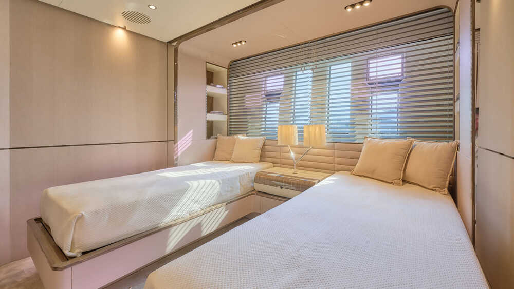 Guest cabin