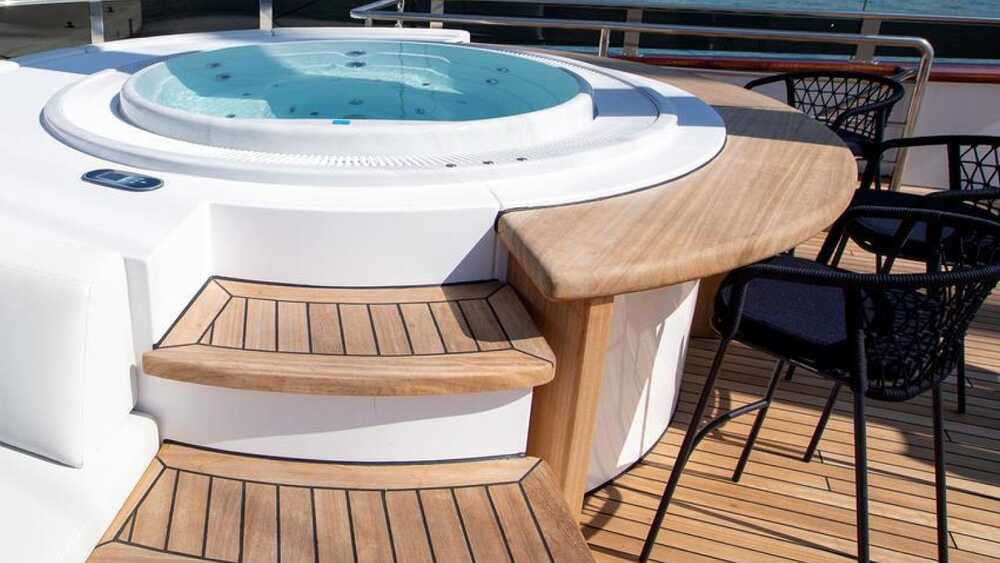 Sundeck