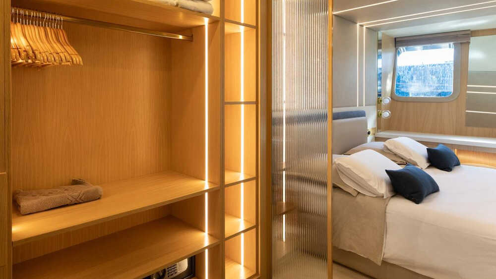 VIP cabin