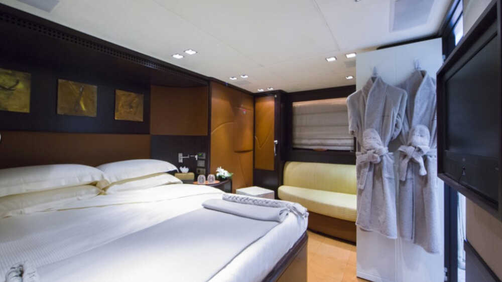 VIP cabin 