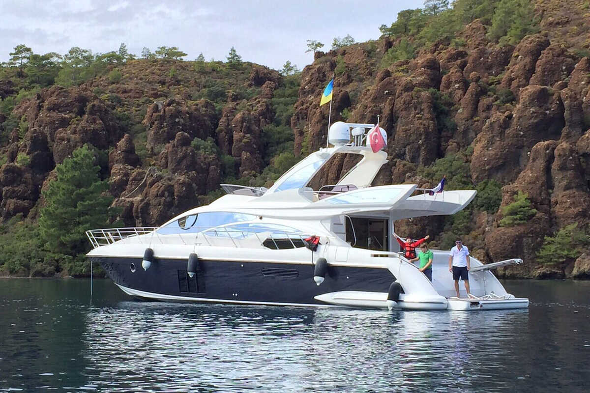 Экстерьер Azimut 60 - 2014