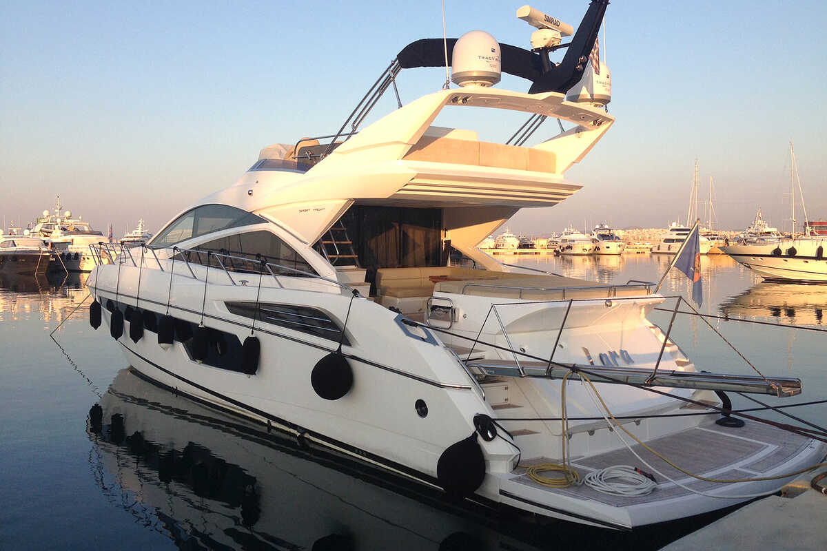 Экстерьер Sunseeker 68 Sport Yacht
