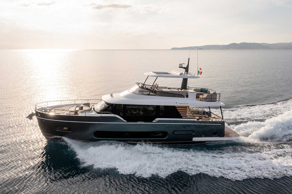 Экстерьер Magellano 60