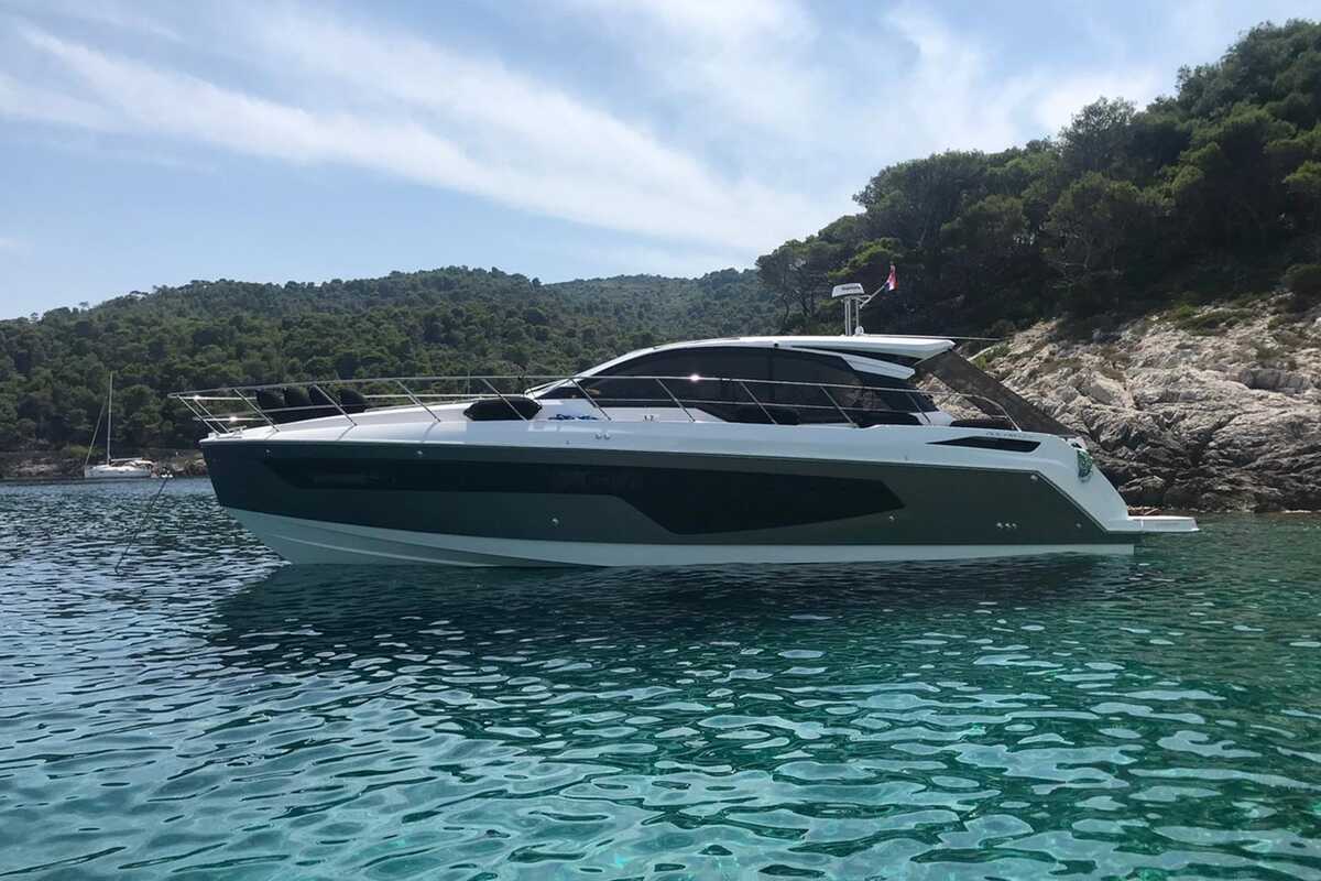Экстерьер Atlantis 51