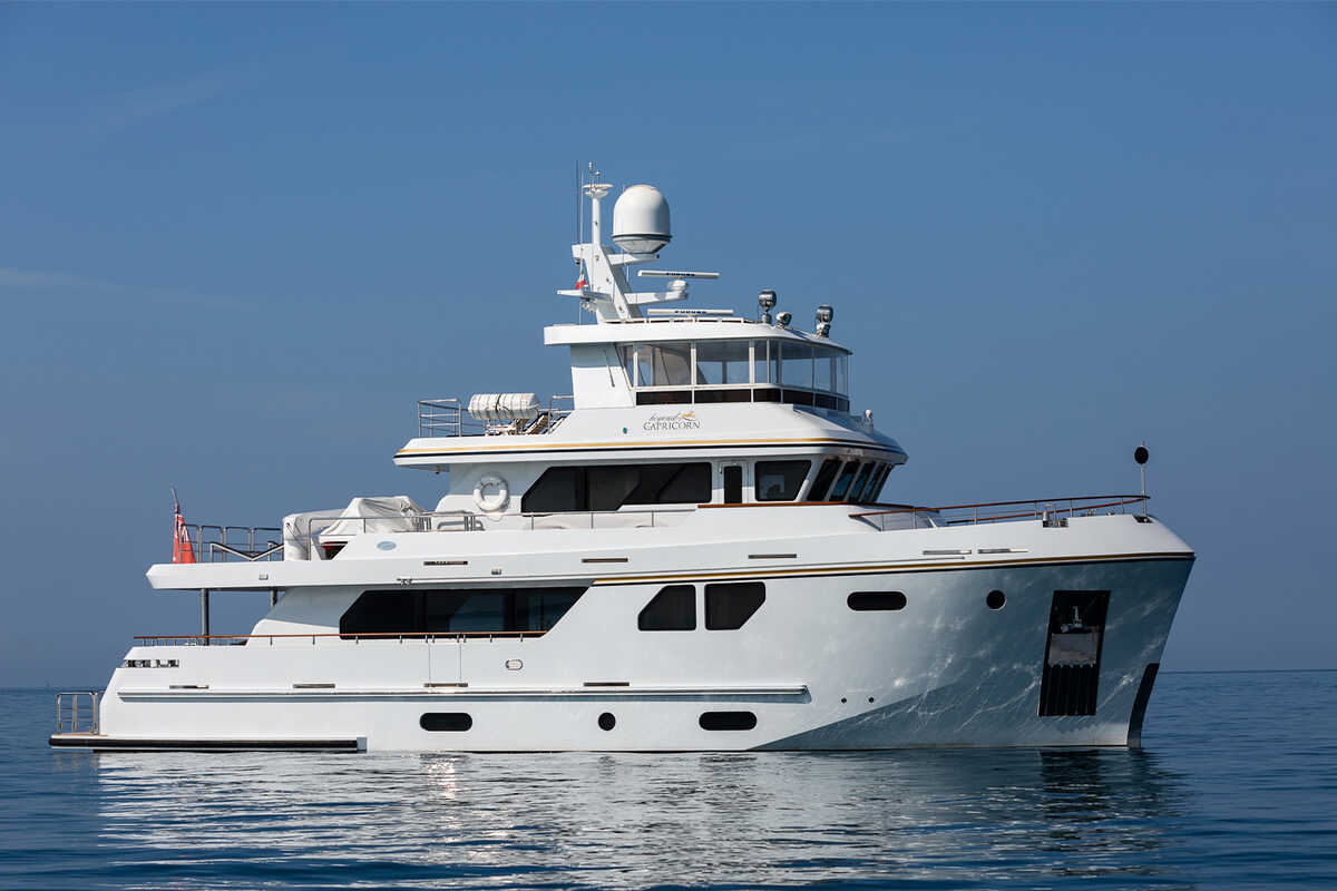 Bering 80 Exterior