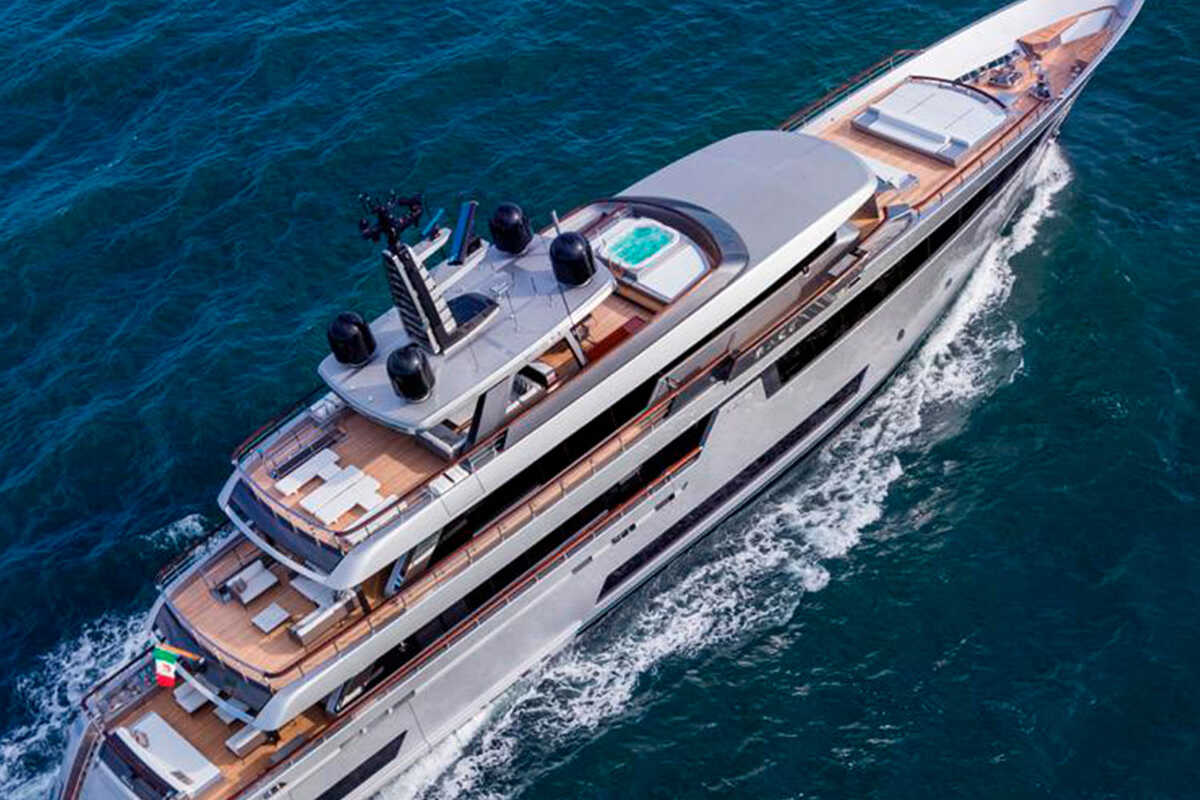 Экстерьер Riva 50M