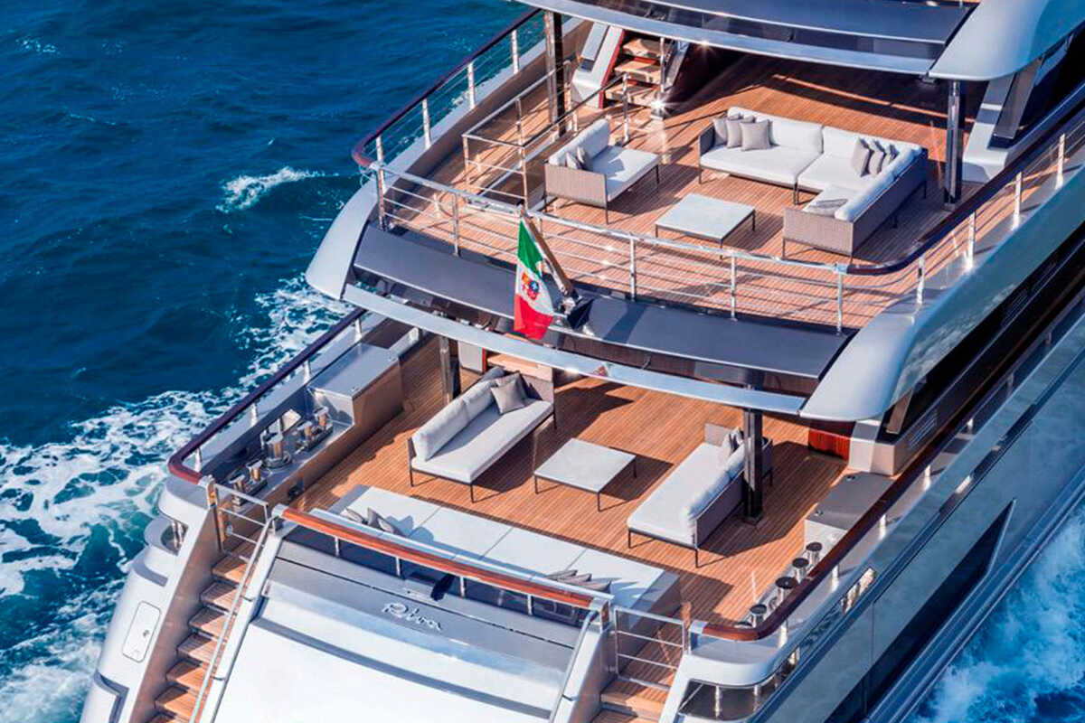 Экстерьер Riva 50M