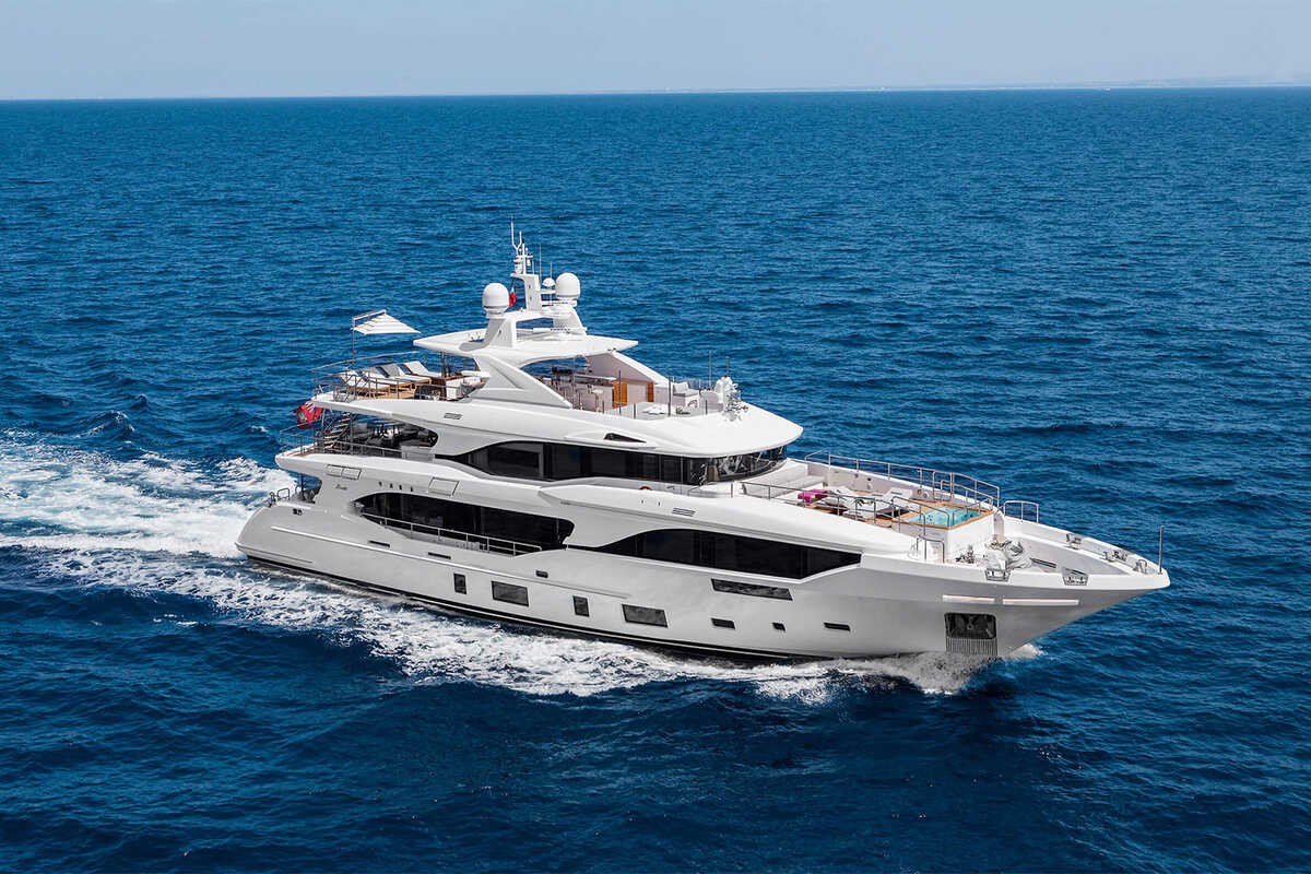 Экстерьер Mediterraneo 116