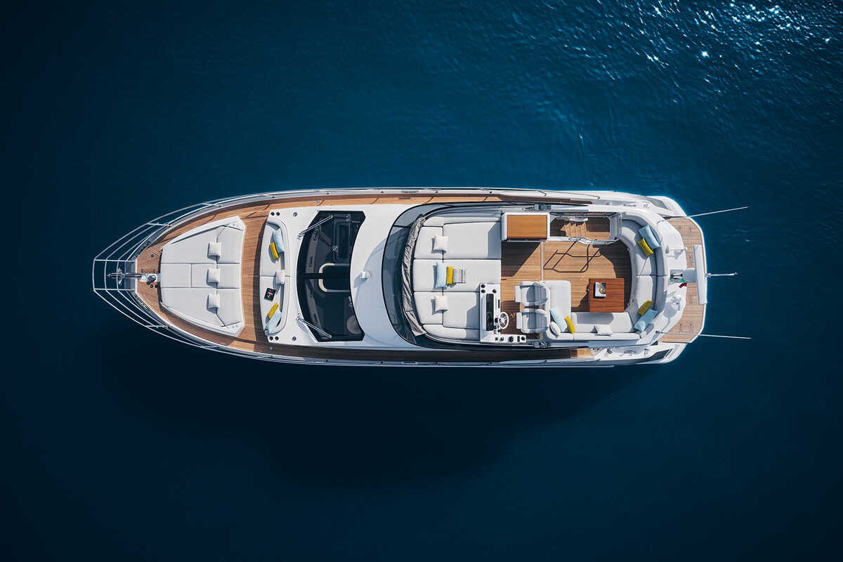 Экстерьер Azimut 53 Flybridge