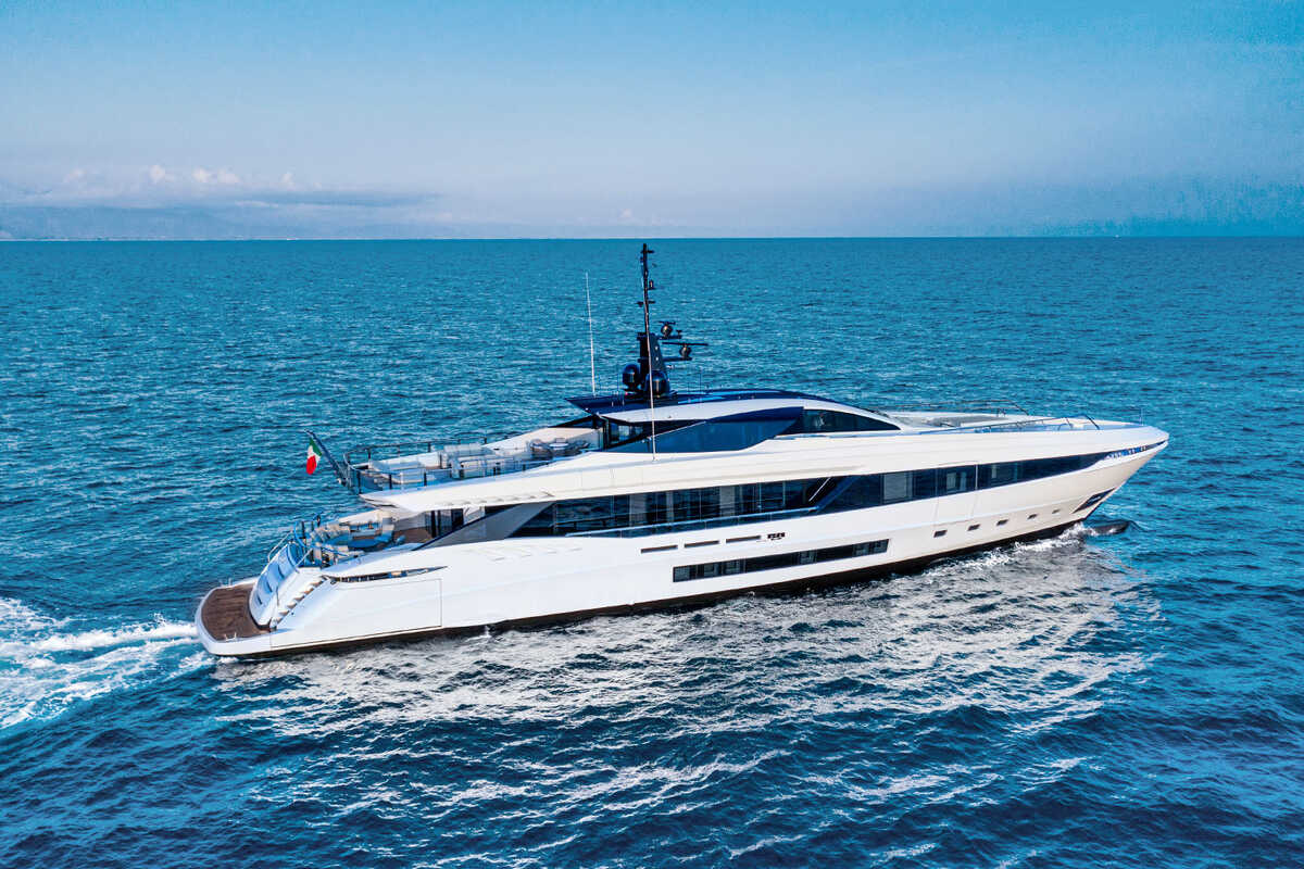 Экстерьер Mangusta GranSport 45