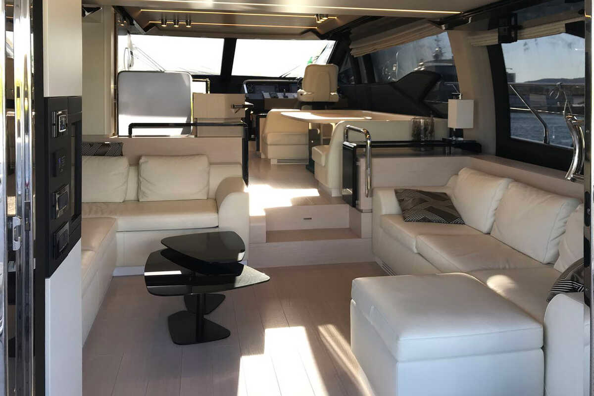 Azimut 66 2017