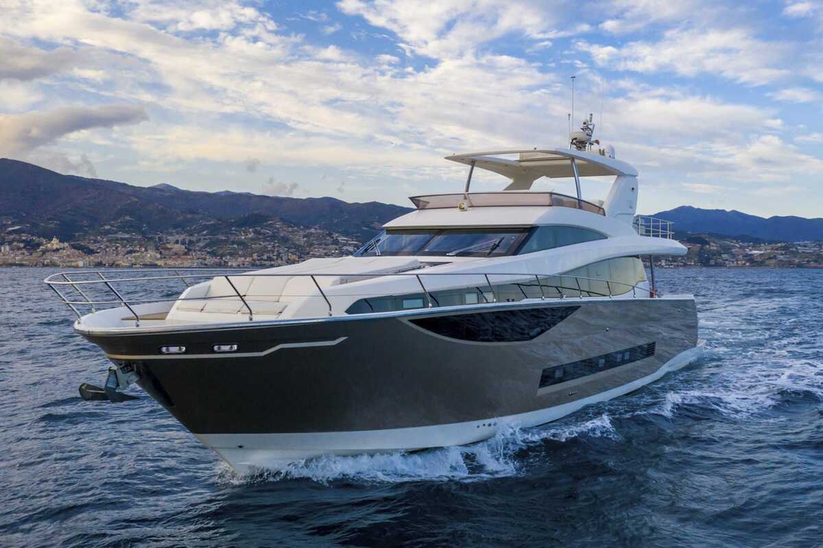 Экстерьер Prestige 750
