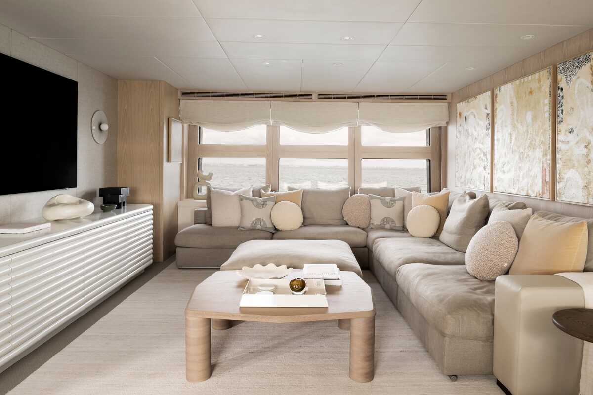 Alloy Yachts AKIKO, 34.20 м