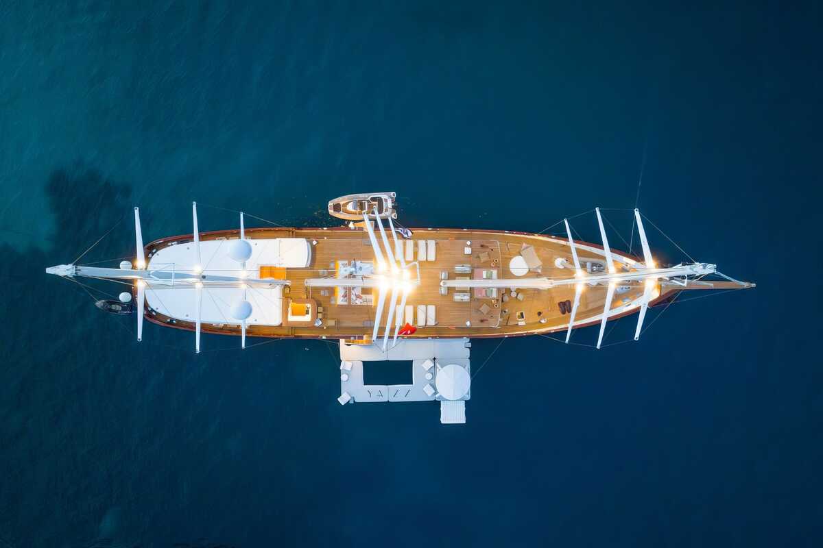 Aegean Yacht YAZZ, 55.98 м
