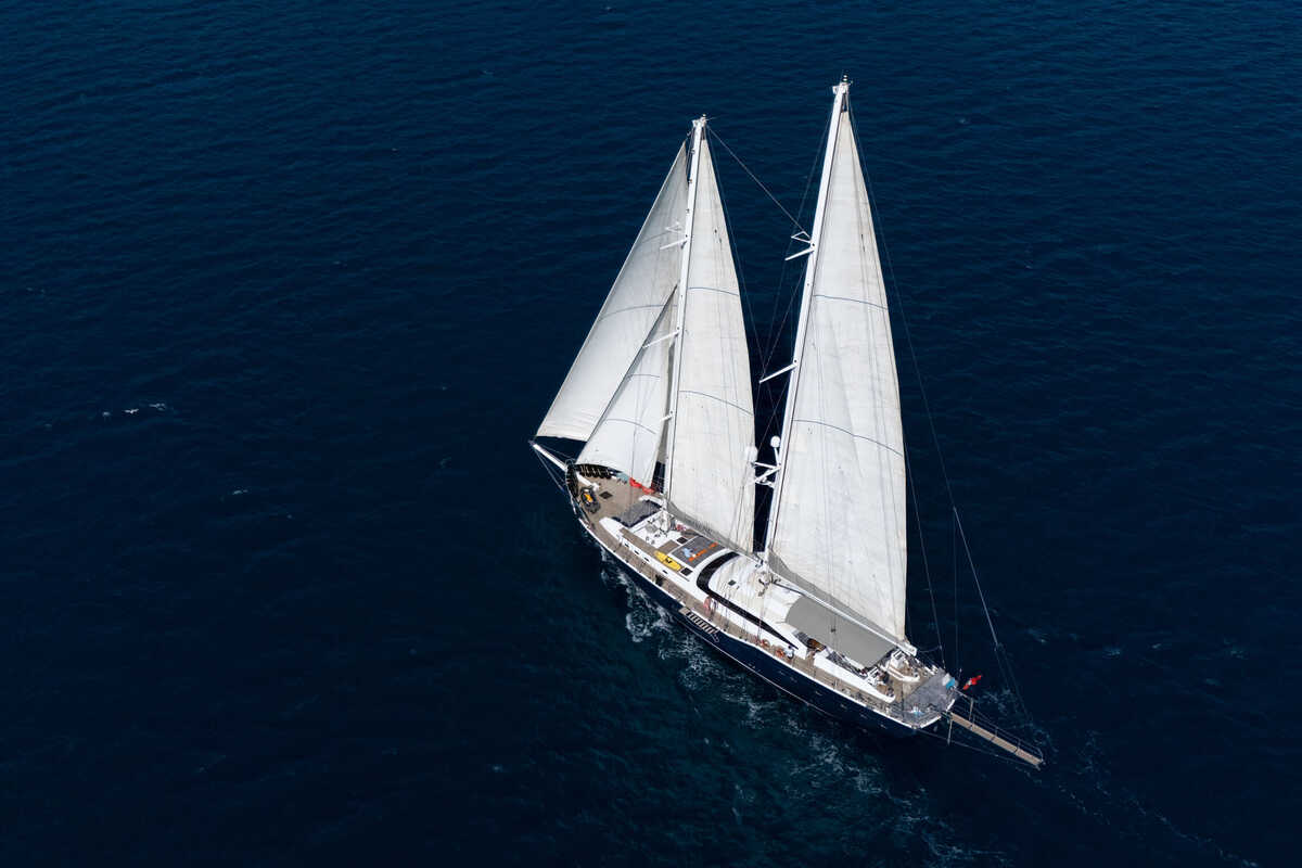 Valena Yachting UBI BENE, 44.00 м