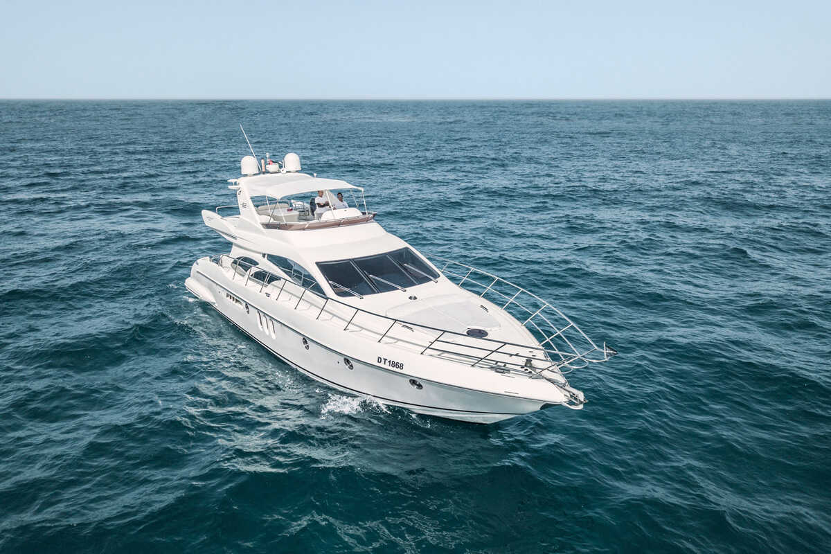 Azimut 62 M/Y FREEDOM