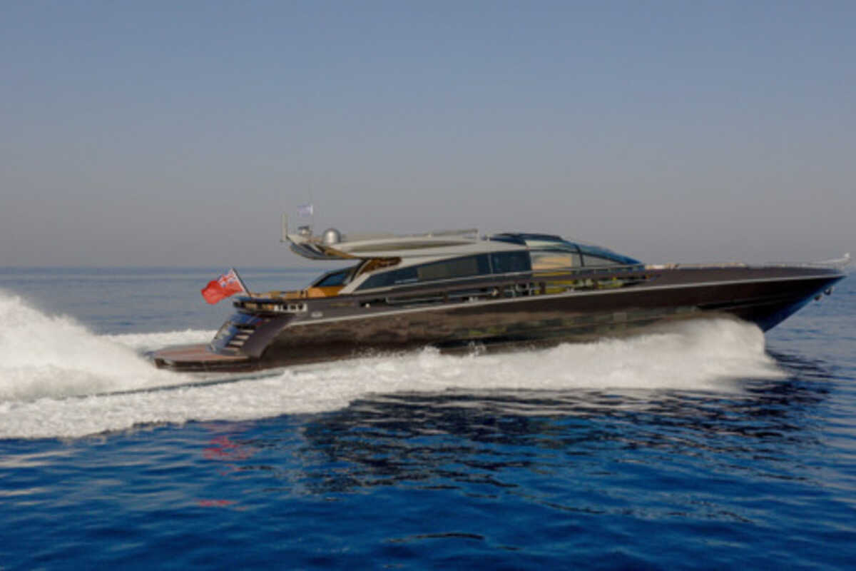 Экстерьер Baia 100 M/Y FAN ONE 2008