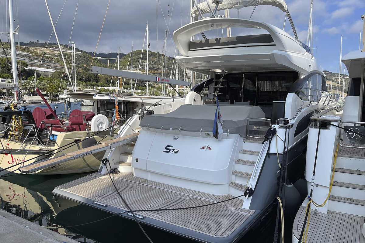 Экстерьер Princess S72