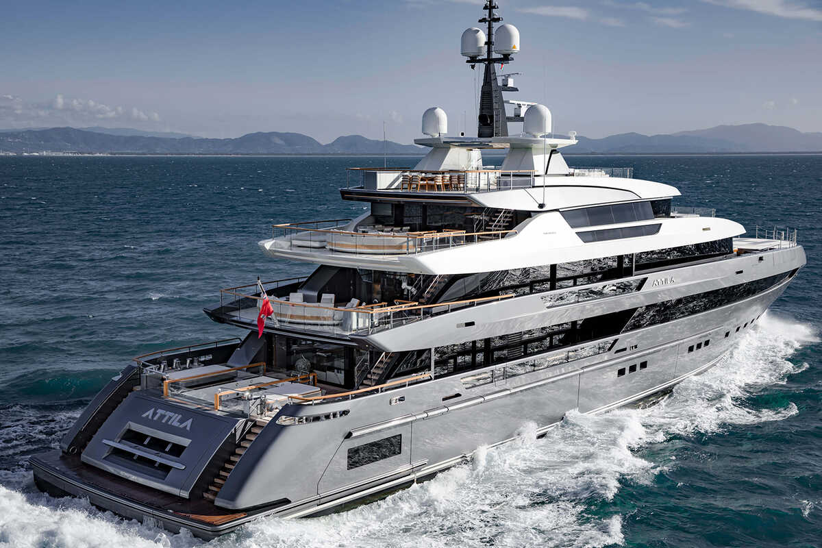 Экстерьер Sanlorenzo 64Steel
