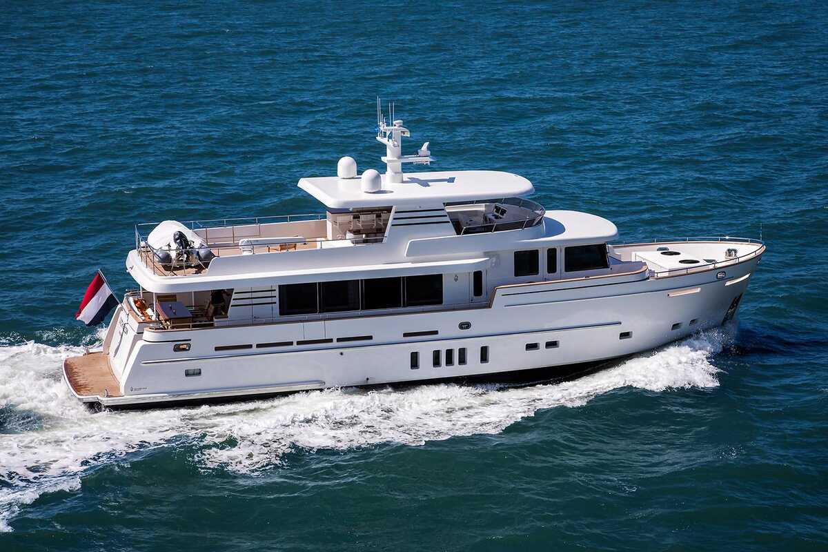 Экстерьер Van der Valk Explorer 25M