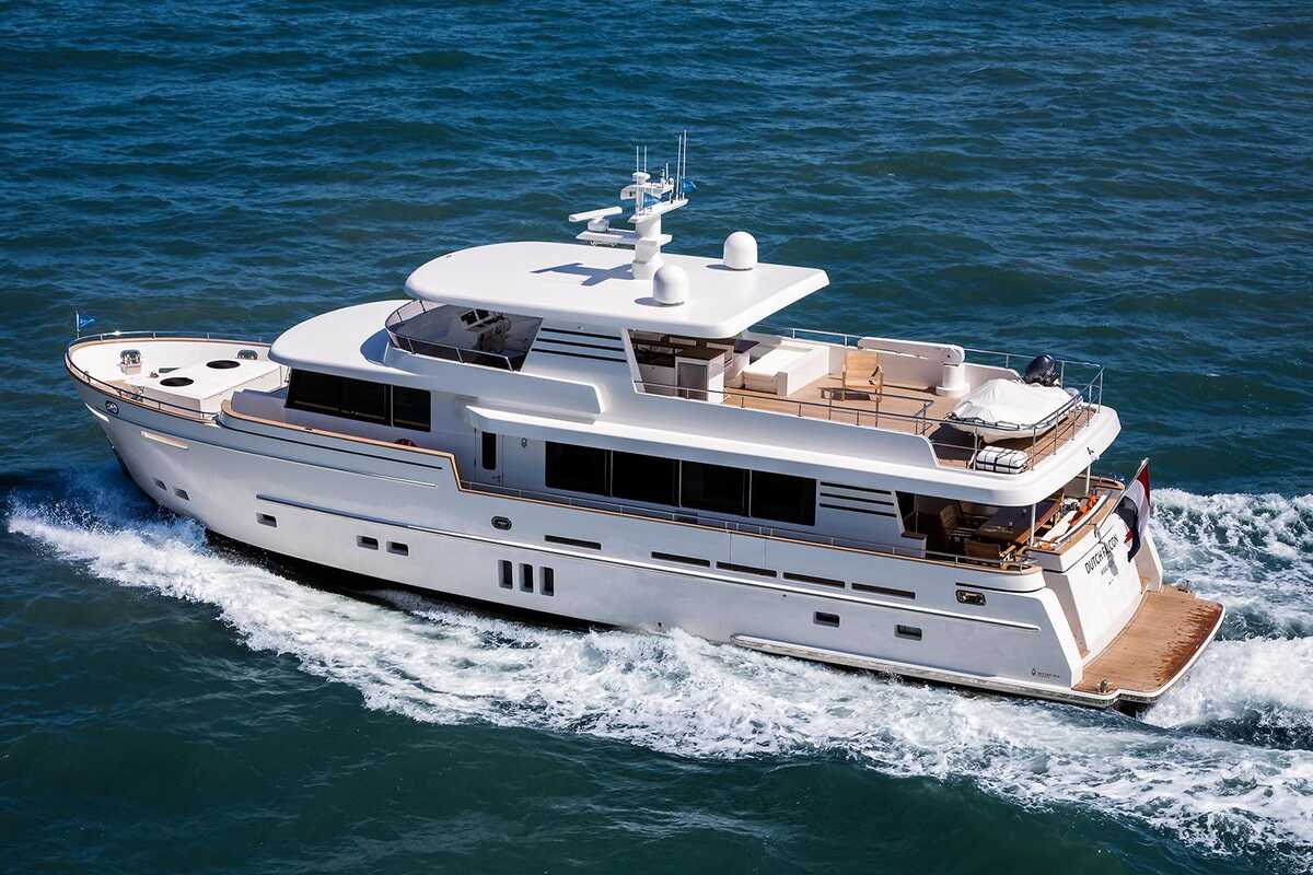 Экстерьер Van der Valk Explorer 25M
