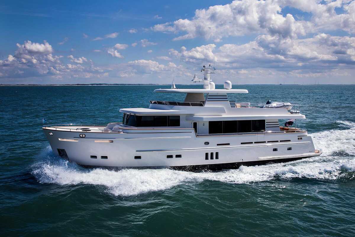 Экстерьер Van der Valk Explorer 25M