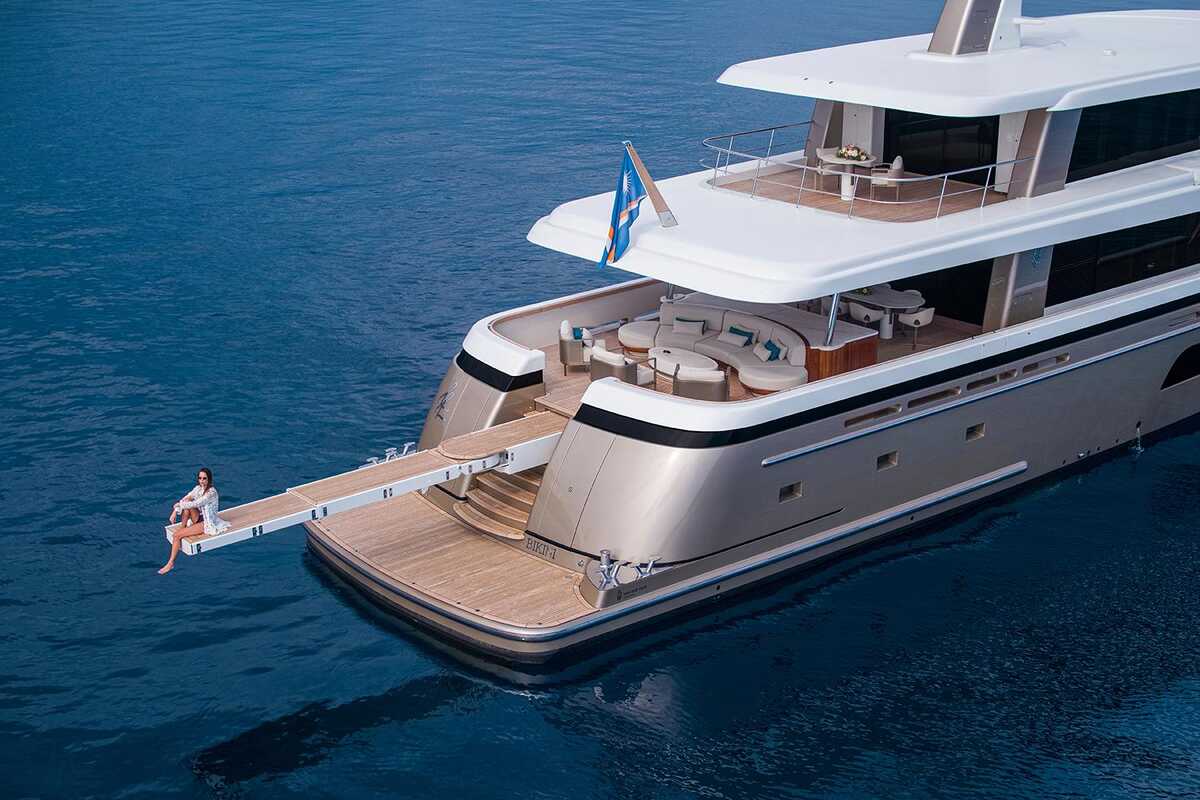 Экстерьер Van der Valk Explorer 34,5M