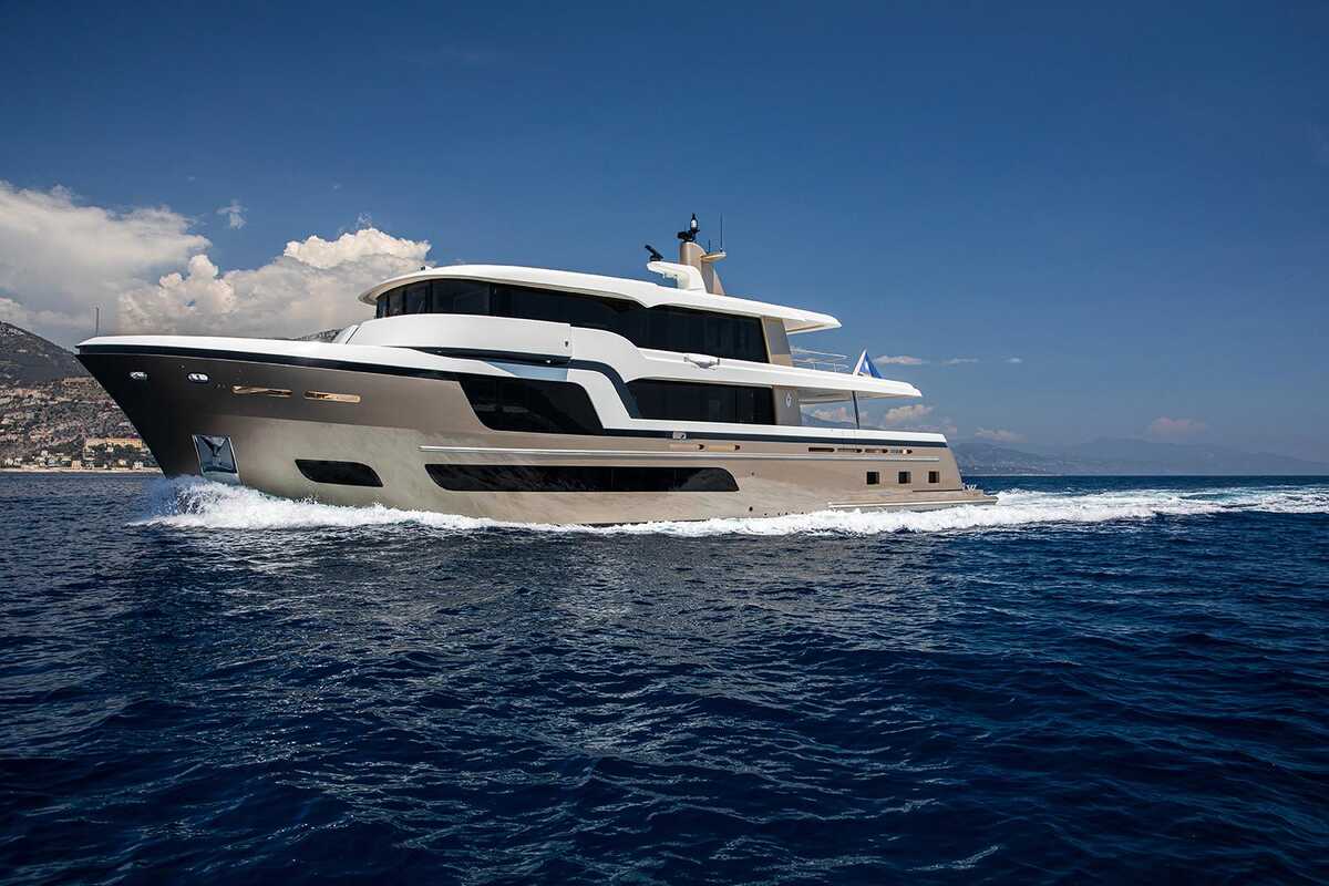 Экстерьер Van der Valk Explorer 34,5M